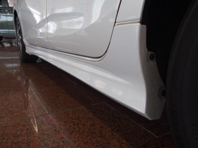 UJ0048305901_45_003.jpg