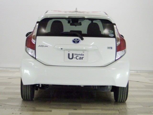 UZ0048135181_15_001.jpg