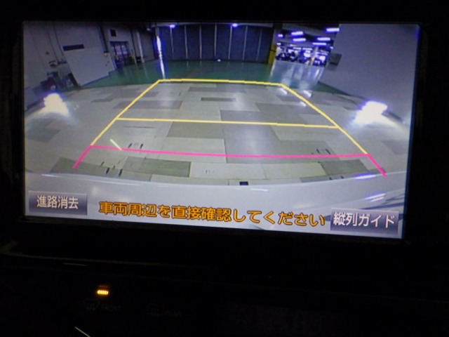 UZ0048135181_30_001.jpg