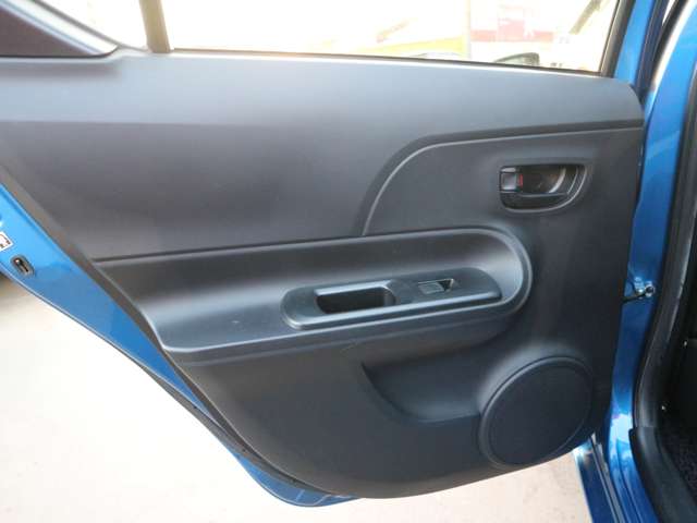 U00047306842_58_002.jpg