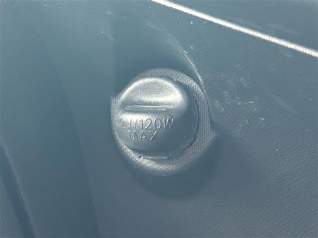 UZ0048462912_13_002.jpg
