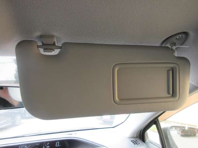 U00048411580_60_001.jpg