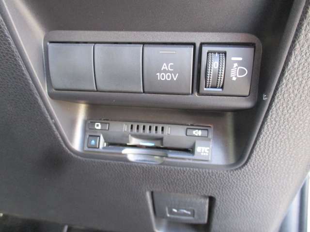 U00044730929_16_003.jpg