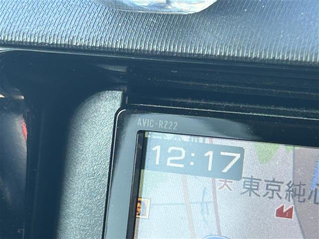 UZ0047989648_13_001.jpg