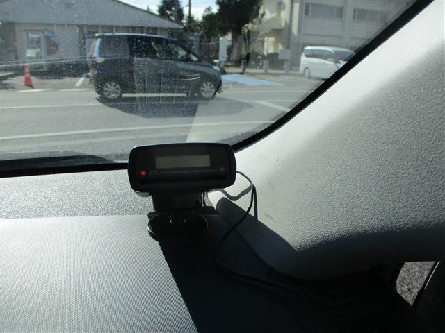 UJ0047530412_32_002.jpg
