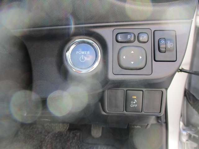 UJ0047530412_34_002.jpg