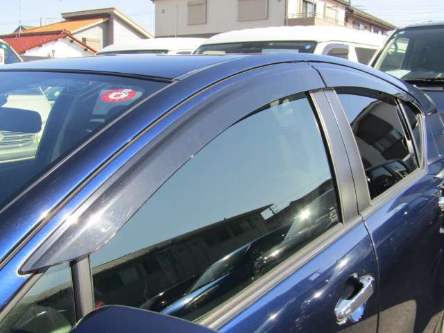 U00048121668_33_003.jpg