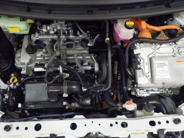 UZ0047286397_32_006.jpg