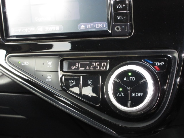UZ0048452140_13_002.jpg