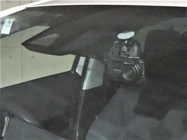 U00048232762_14_002.jpg