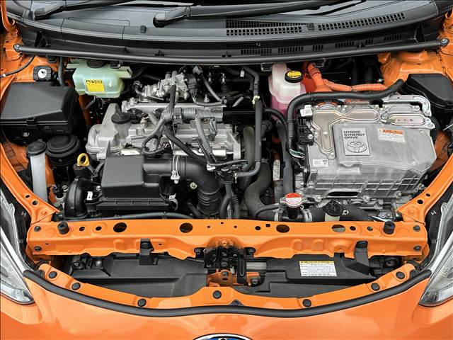UZ0046888307_19_001.jpg