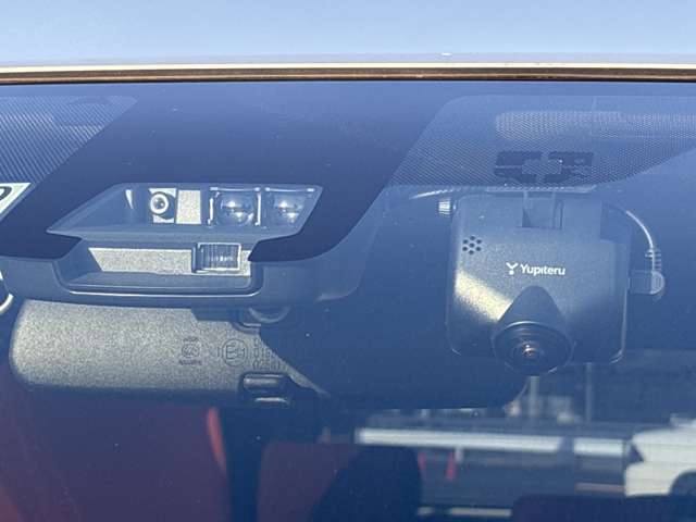 U00048303399_30_001.jpg