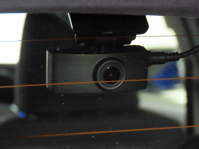 U00048400441_35_001.jpg