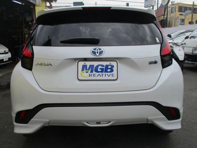 UZ0046892036_3_001.jpg