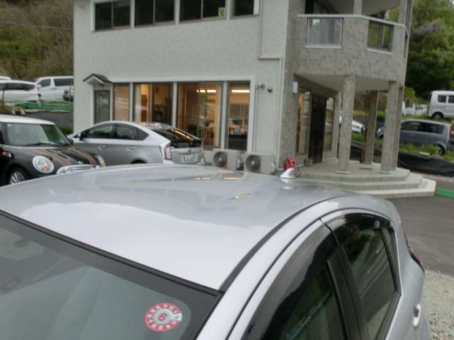 U00045177293_6_001.jpg