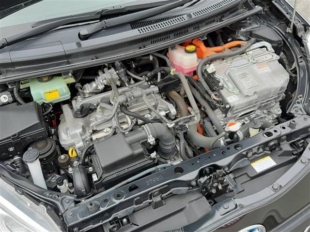 UJ0047596159_18_001.jpg