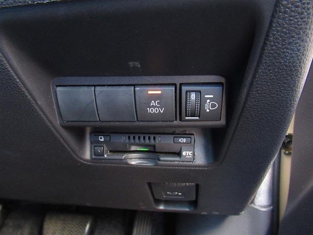 UJ0048104496_43_001.jpg