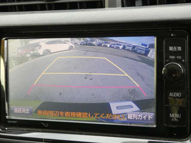 UZ0047208102_15_002.jpg