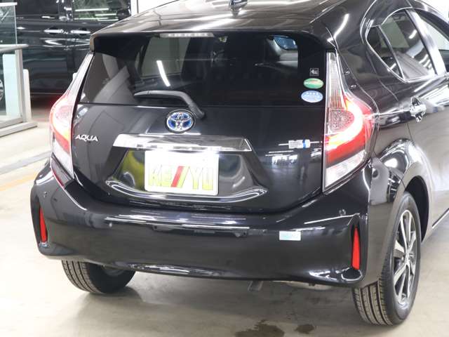 UZ0048000153_54_001.jpg