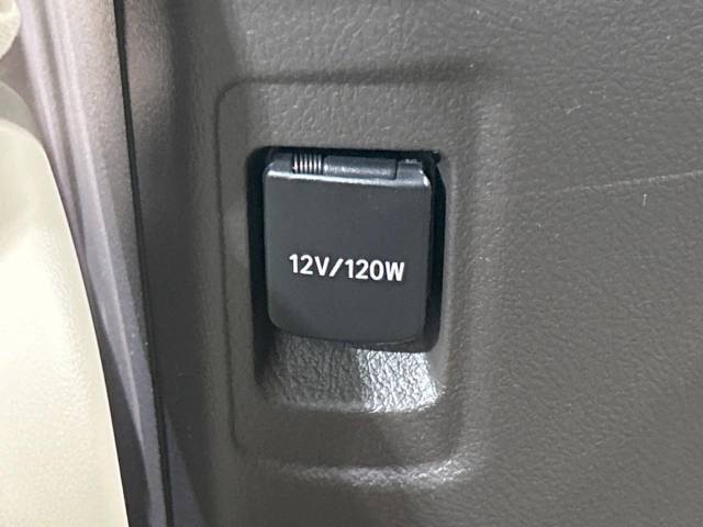 UZ0047724444_65_001.jpg