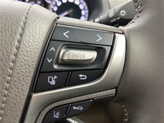 UZ0047837750_7_002.jpg