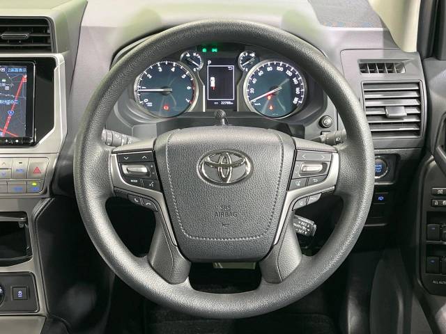 UZ0048243430_40_002.jpg