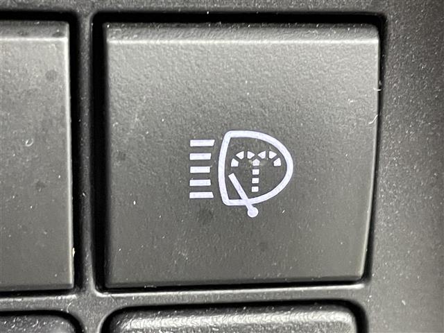 UZ0048353437_10_002.jpg