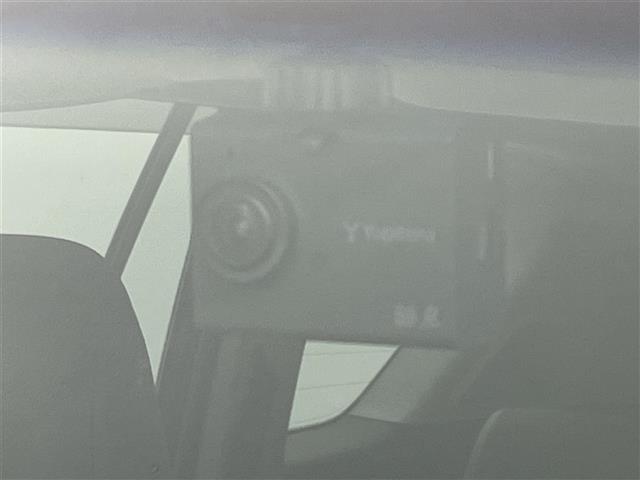 UZ0048353437_11_002.jpg