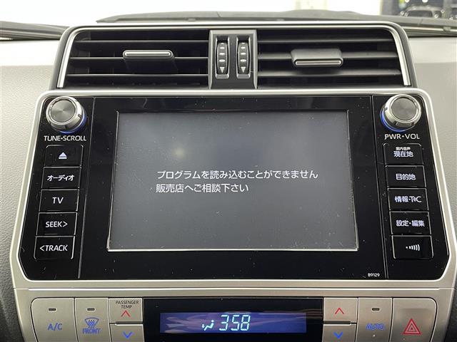 UZ0048353437_4_002.jpg