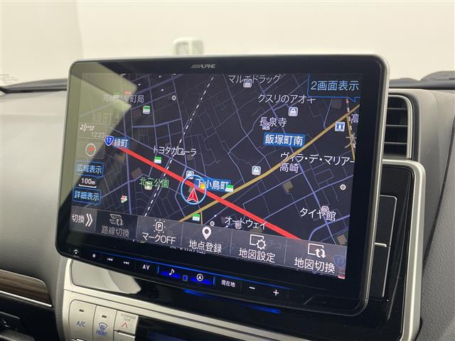 UZ0047969556_5_002.jpg