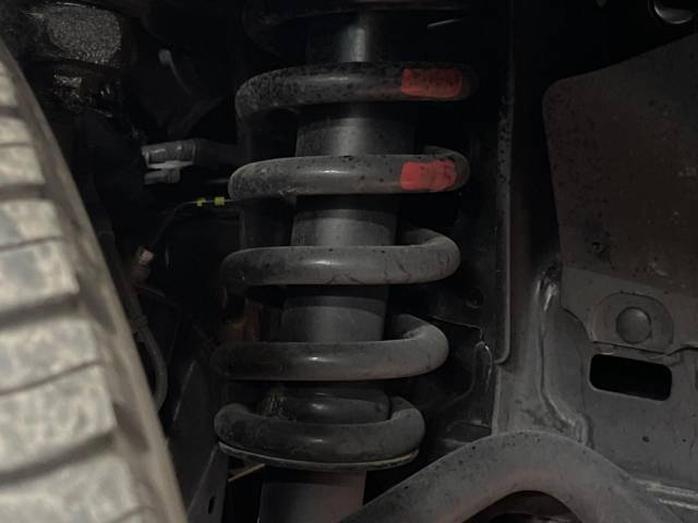 UZ0047850568_65_001.jpg