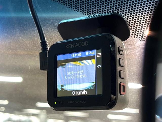 UZ0048188946_10_001.jpg