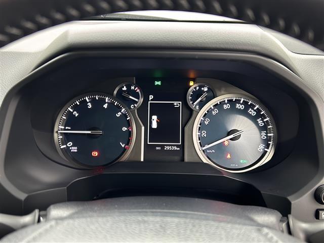 UZ0048021625_40_004.jpg