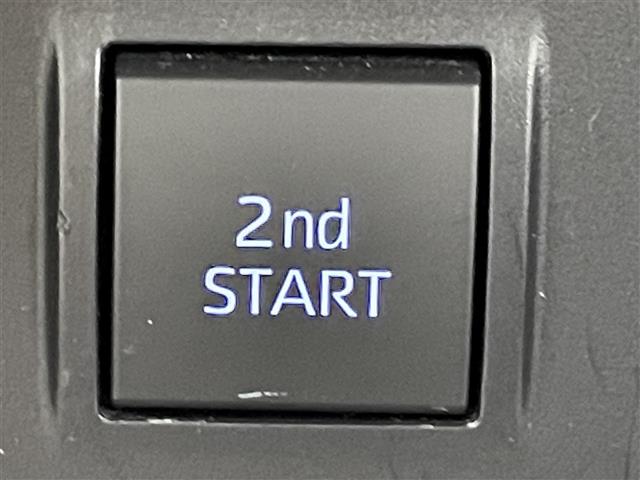 UZ0048272313_35_002.jpg