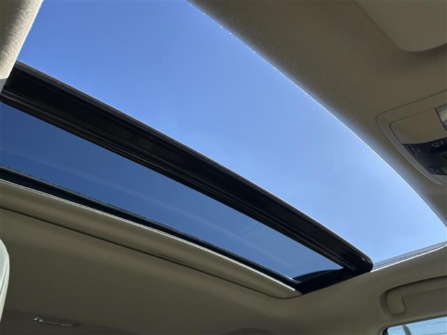UZ0047958444_5_001.jpg