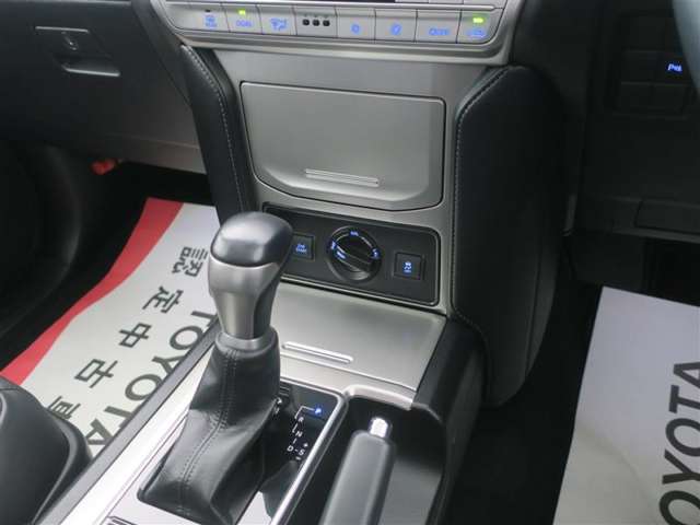 U00047789755_7_001.jpg
