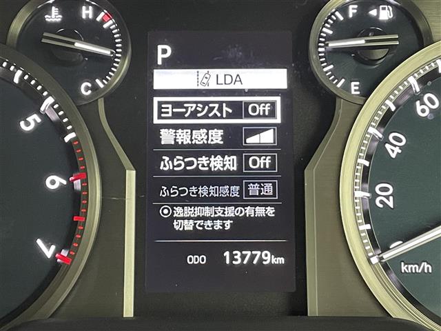 UZ0048456048_9_001.jpg