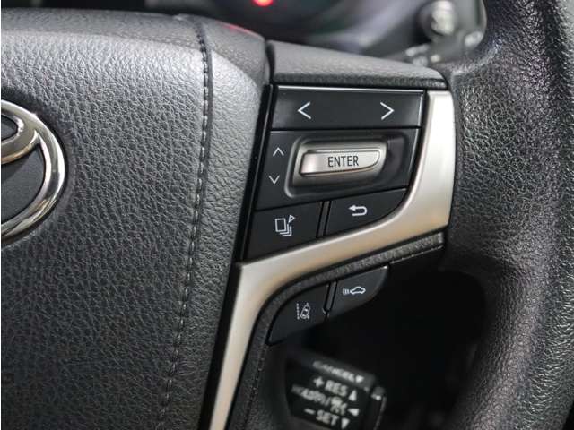 UZ0047676861_69_001.jpg