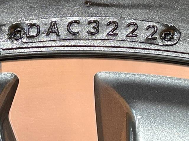 UZ0047732733_40_001.jpg