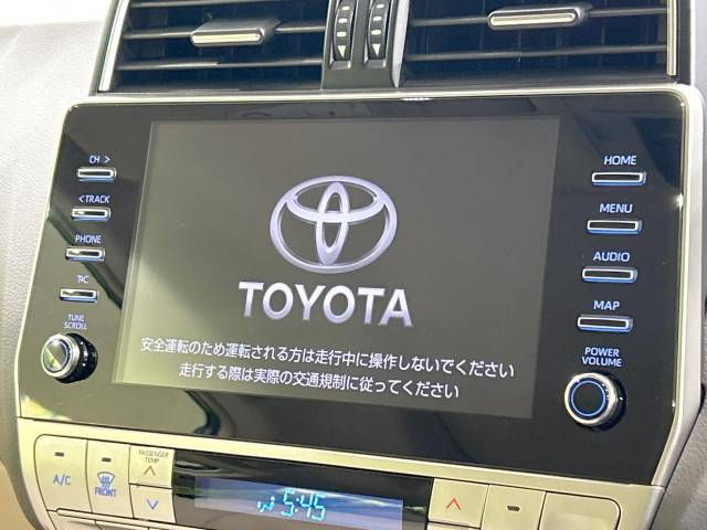 UZ0048165748_3_001.jpg
