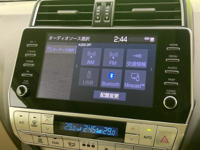 UZ0047672983_10_002.jpg