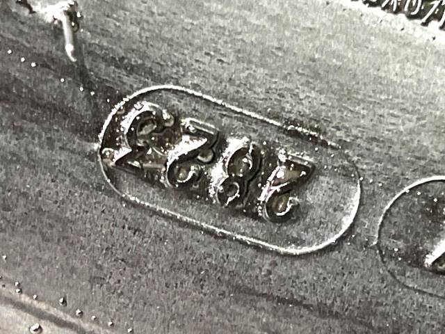 UZ0048377862_36_001.jpg
