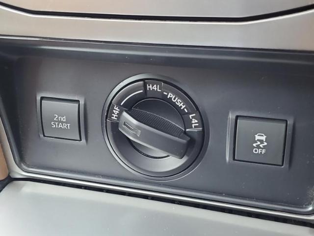 UZ0047832303_54_001.jpg