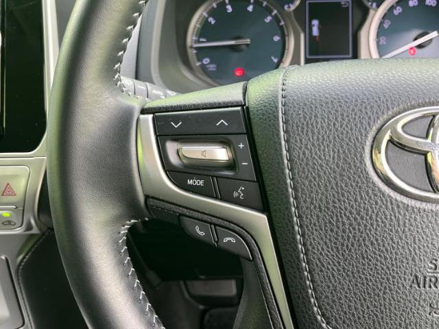 UZ0048179710_36_001.jpg
