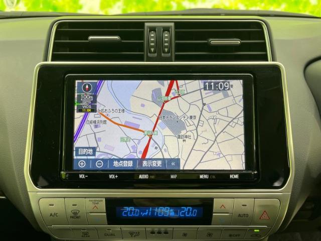 UZ0048179710_8_001.jpg