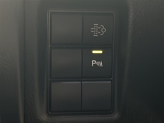 UZ0048368855_11_002.jpg