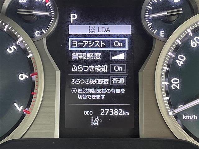 UZ0048395904_37_002.jpg