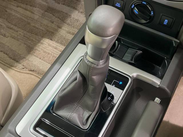 UZ0048251249_30_001.jpg