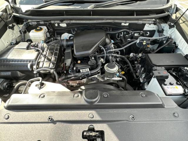 UZ0047878323_56_001.jpg