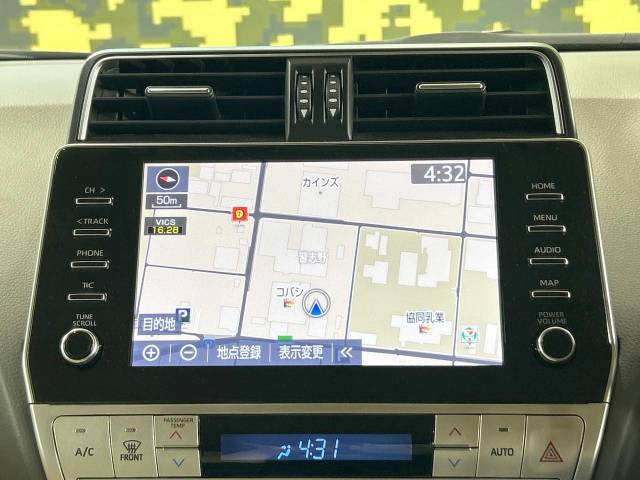 UZ0047938689_66_001.jpg